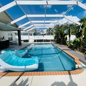  Holiday home Paradise Near Img Academy & Siesta Key